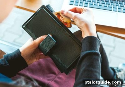 pt电子游戏平台：银行卡充值被拒与提款失败的全方位应对指南
