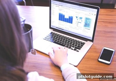 免佣百家乐全解析：pt电子游戏玩家如何精准把握佣金规则与下注策略