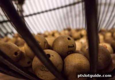 大小单双玩法深度解析：pt电子游戏平台上的概率认知与合规提现指南