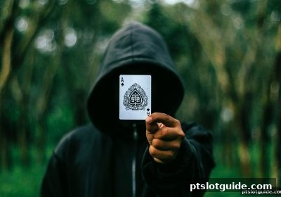 pt电子游戏斗地主高手秘籍：牌局预测与大小球玩法深度解析