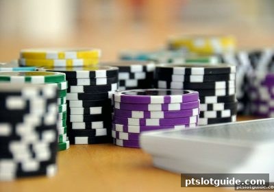 pt电子游戏内幕解析：从庄家视角看二十一点与水果机的真实运作