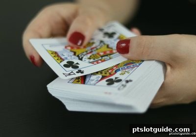 pt电子游戏中的麻将舍牌艺术：核心原则与实战策略