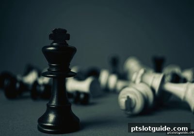 pt电子游戏视角下：推牌九与德州扑克的策略融合之道